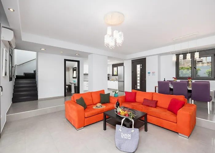 فيلة Dionysos لاخنيا